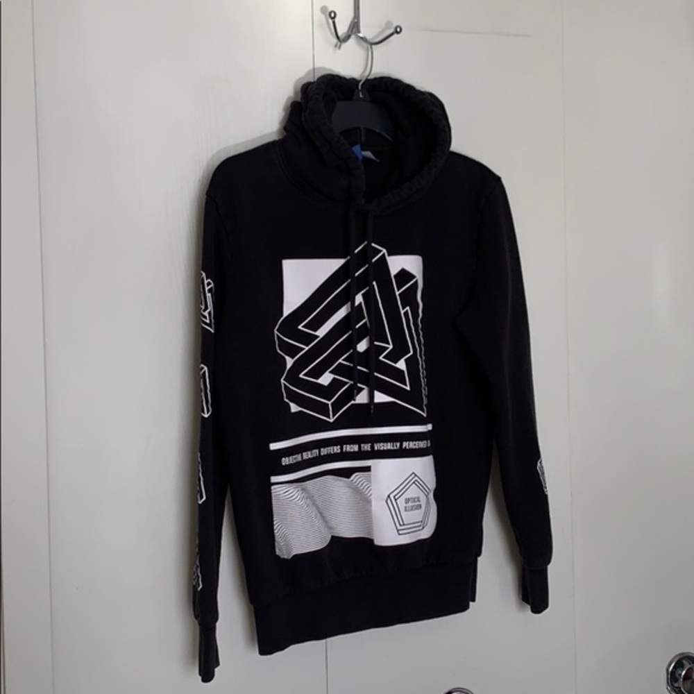 Hoodie size small Pre owned